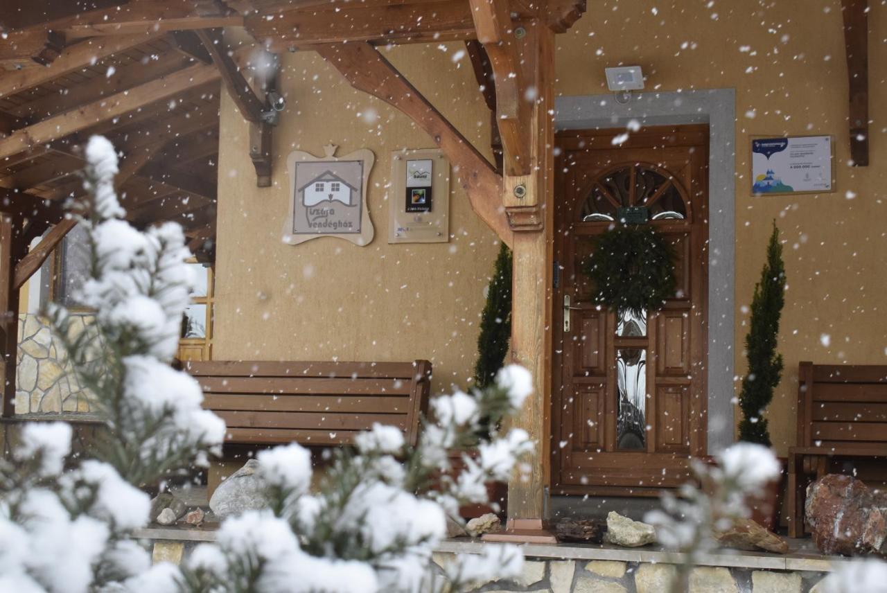 Tiszafa Vendeghaz Szentgal Otel Dış mekan fotoğraf